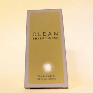 Clean Fresh Linens Eau de Parfum 1oz